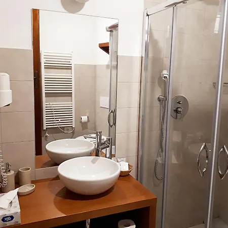 Art Affittacamere 3*